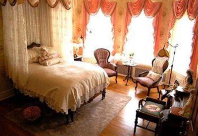 фото отеля Alexander Mansion Bed & Breakfast