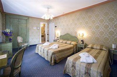 фото отеля Hotel Carlton on the Grand Canal