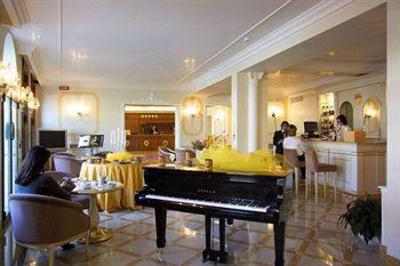 фото отеля Hotel Carlton on the Grand Canal