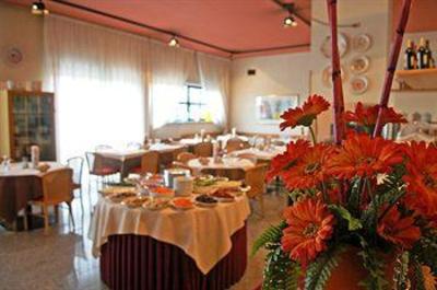 фото отеля Hotel Sud Point