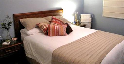 фото отеля Jacaranda Creek Farmstay & B&B