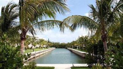 фото отеля Coral Lagoon Resort & Marina