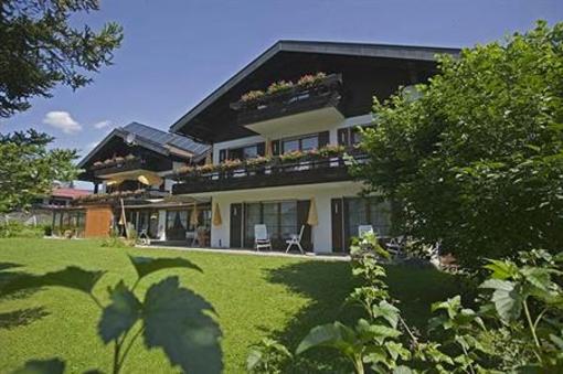 фото отеля Appartementhaus Sonnenheim Oberstdorf