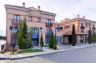 фото отеля Tryp Comendador