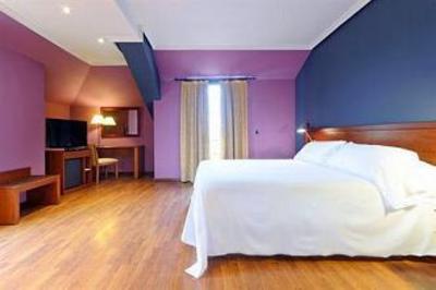 фото отеля Tryp Comendador
