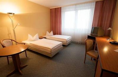 фото отеля Holiday Inn Berlin City East