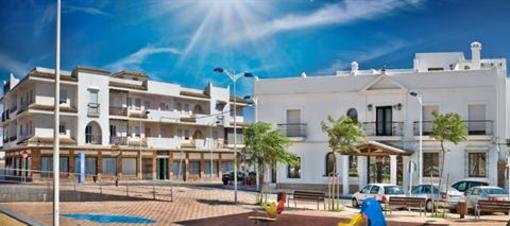 фото отеля Hostel Dona Lola Marina