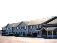 Paynesville Inn & Suites