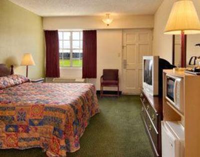 фото отеля America's Best Inn & Suites Fort Smith