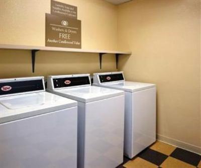 фото отеля Candlewood Suites Rothschild