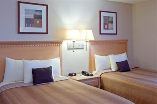 фото отеля Candlewood Suites Beaumont