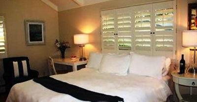 фото отеля Lamp Lighter Inn & Sunset House Suites