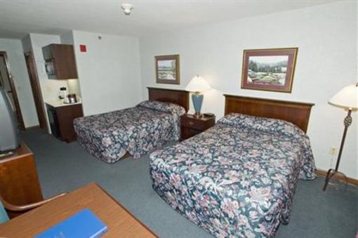 фото отеля Quality Inn & Suites Cincinnati Chase Plaza Drive