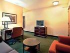 фото отеля Holiday Inn Express Hotel & Suites Milwaukee Airport