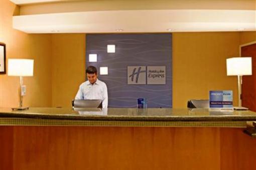 фото отеля Holiday Inn Express Newport Beach