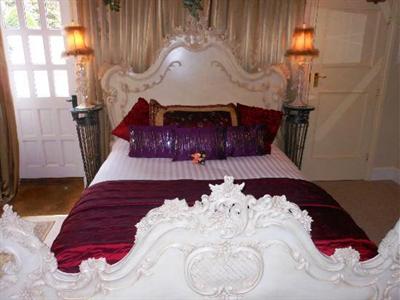 фото отеля Aphrodites Hotel Bowness-on-Windermere