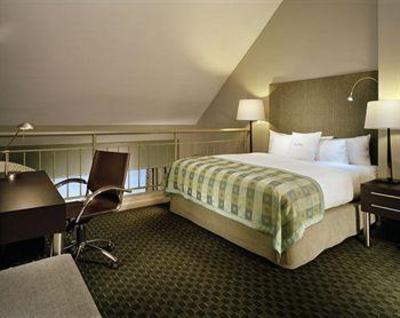 фото отеля DoubleTree Suites by Hilton Hotel Boston