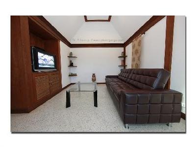 фото отеля Castle Howchow Beach Resort Hotel
