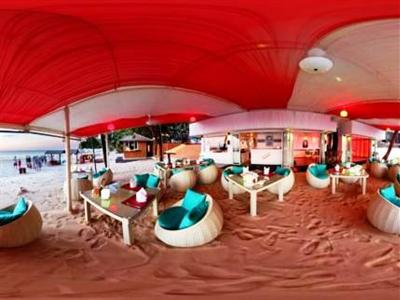 фото отеля Andaman White Beach Resort