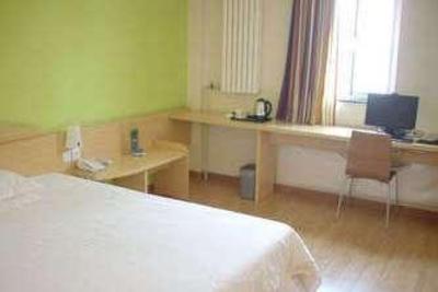 фото отеля Grace Inn Yinzuo Plaza Linyi