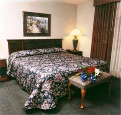 фото отеля Lees Inn & Suites Kalamazoo