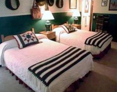 фото отеля Outpost Bed and Breakfast Inn