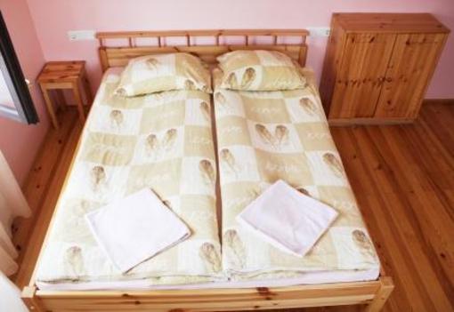 фото отеля Guest House Vetrasputns Mersrags