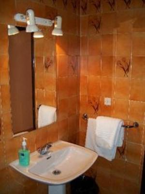фото отеля Hostal El Torero