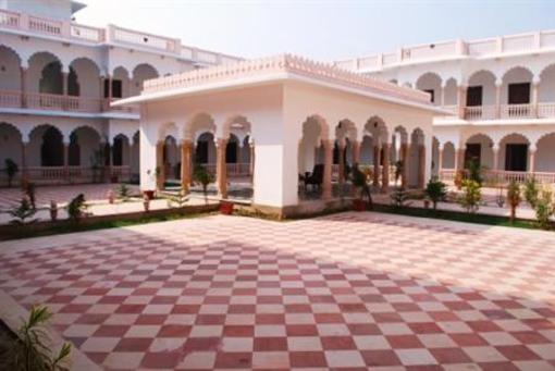 фото отеля Hotel Surya Mahal
