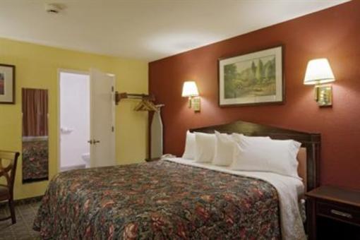 фото отеля Americas Best Value Inn & Suites - Wine Country