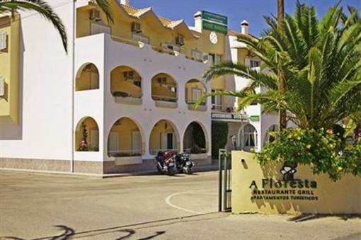 фото отеля Apartamentos Turisticos Jose De Sousa Almancil
