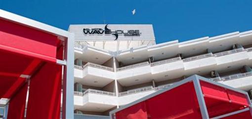 фото отеля Sol Wave House