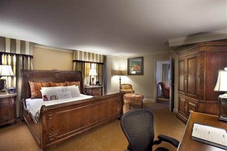 фото отеля Crowne Plaza Hotel Astor-New Orleans
