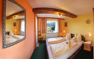фото отеля Hotel Sonnleitn St. Johann in Tirol