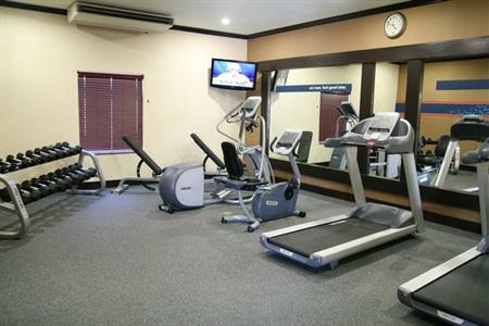 фото отеля Hampton Inn & Suites Cleburne
