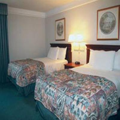 фото отеля La Quinta Inn & Suites Houston-Baytown East