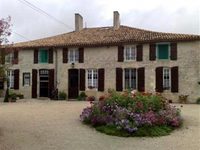 Bois aux Pins Bed and Breakfast Chef Boutonne