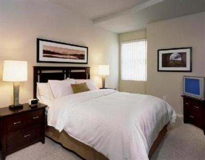 фото отеля Oakwood Montrachet Apartments Denver West Lakewood (Colorado)