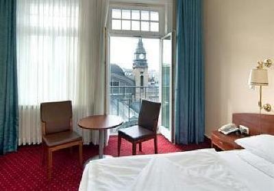 фото отеля Kronprinz Hamburg