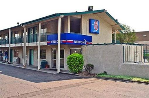 фото отеля Motel 6 Denver - Lakewood