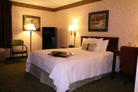 фото отеля Hampton Inn Ridgefield Park