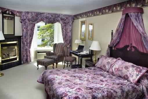 фото отеля Auberge Gisele's Country Inn