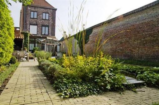 фото отеля Bed And Breakfast Koetshuis Bruges