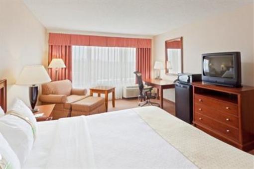 фото отеля Holiday Inn Fort Washington