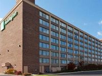 Holiday Inn Fort Washington