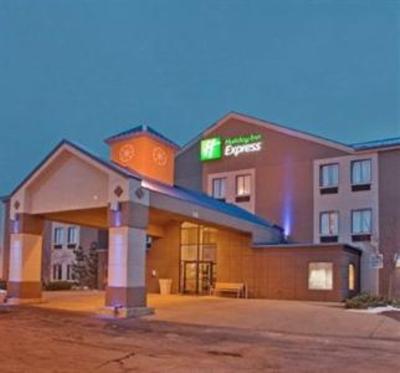 фото отеля Holiday Inn Express Bonner Springs