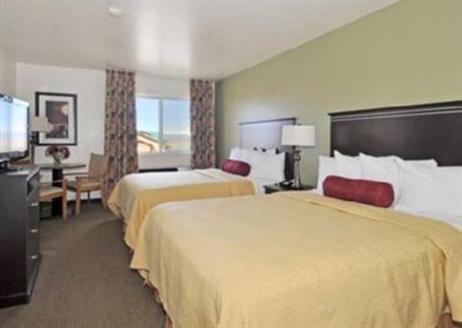 фото отеля Quality Inn & Suites Denver International Airport