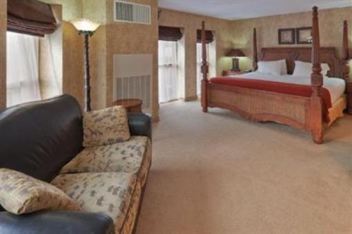 фото отеля Holiday Inn Express Hotel & Suites Deadwood