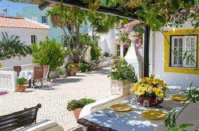 фото отеля Rio Arade Algarve Accommodation Hotel Estombar