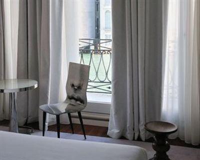фото отеля Palazzina Grassi Hotel Venice
